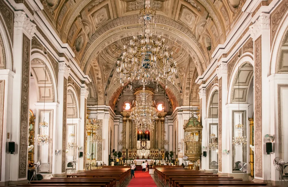 churches in the philippines