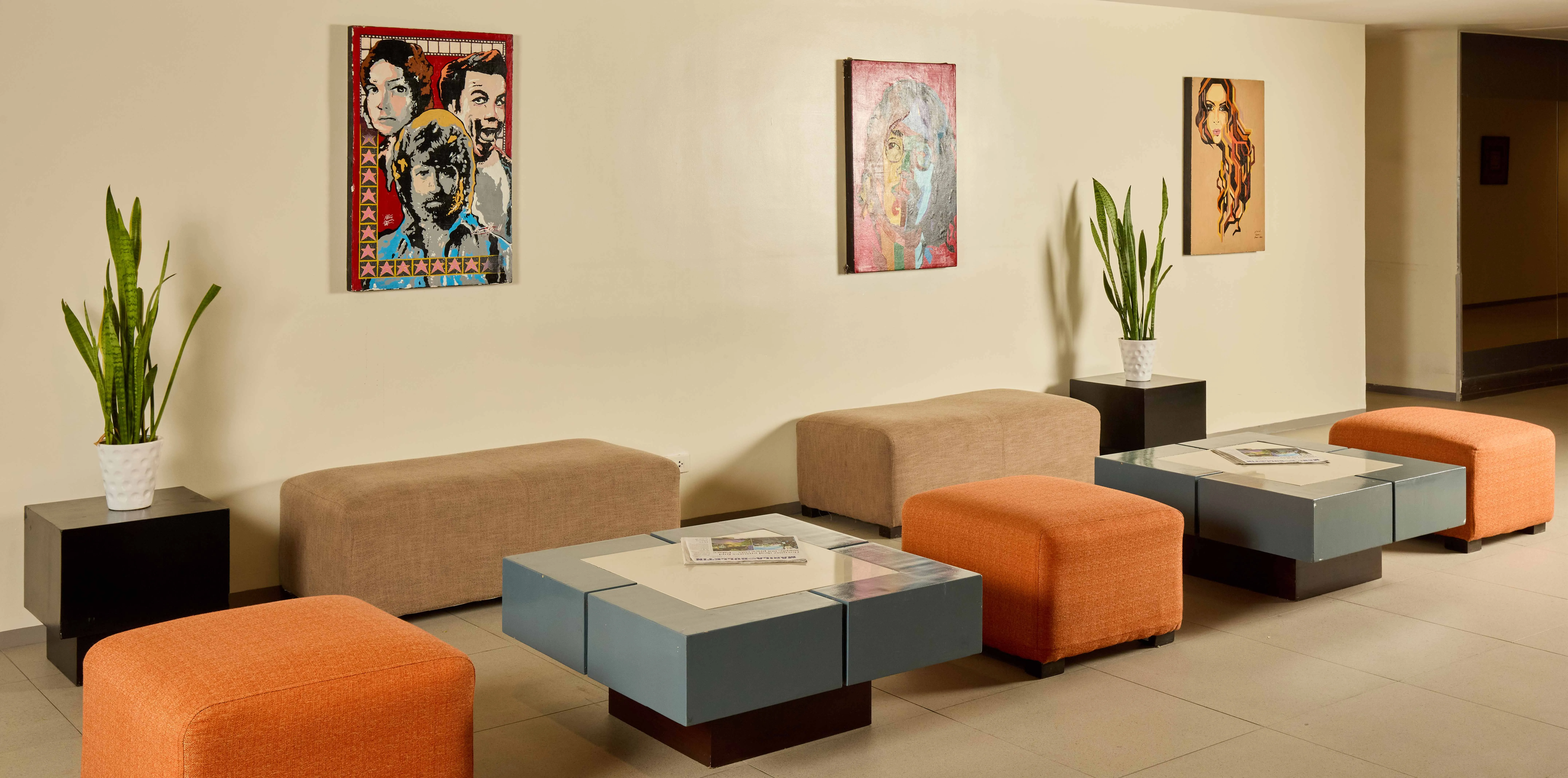 sikan flr lobby
