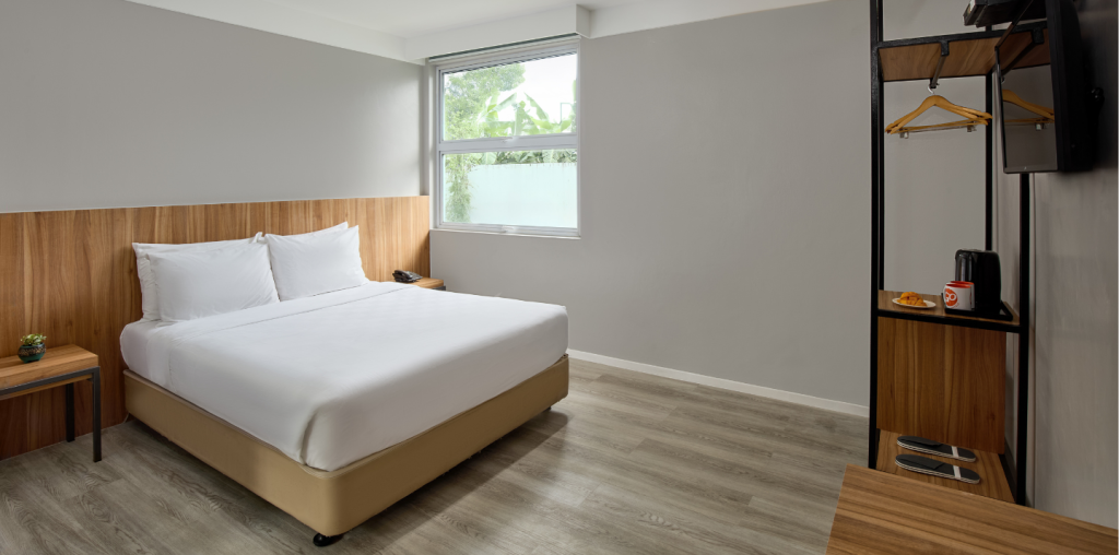 Go Hotels Plus Bacolod Room